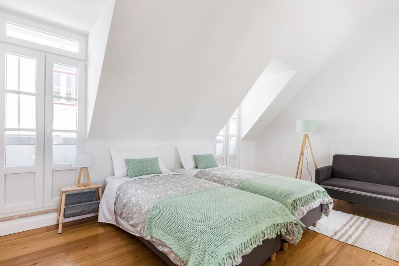 Charming Duplex With Portuguese Soul Lisbon